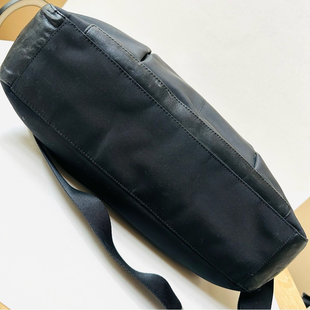 Piquadro Italian Leather & Nylon Unisex Briefcase Gently Used - Picture 4 of 16